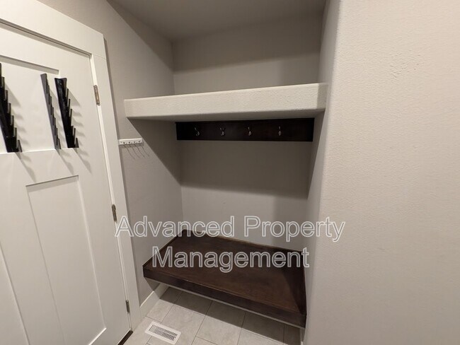 Foto del edificio - 1520 Foxwood Pass