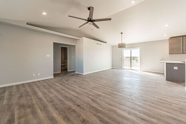 Foto del edificio - Move-In Special! FREE 50" TV for Qualified...