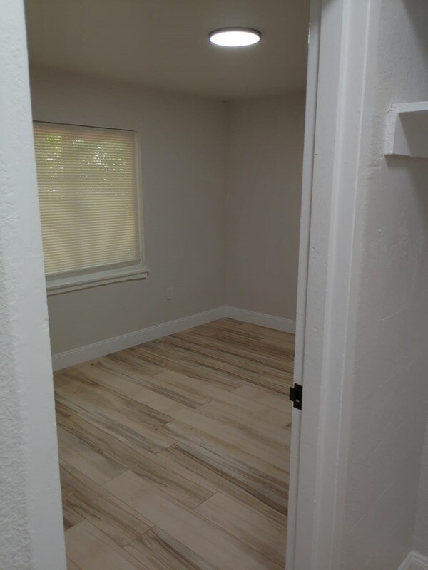 Building Photo - 2122 Mara Ct