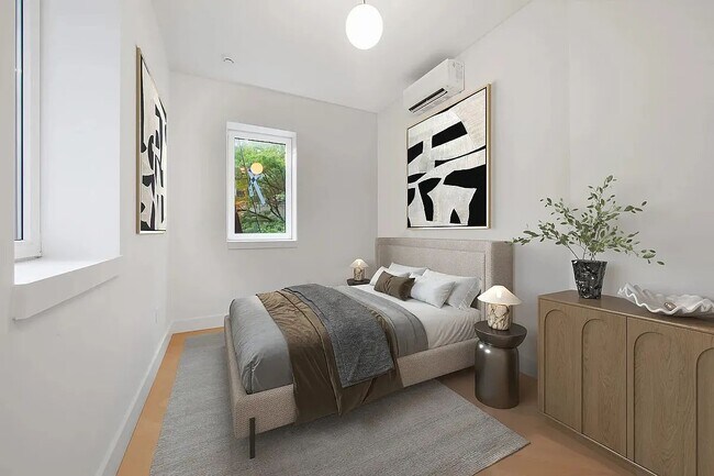 Foto del edificio - 321 E 17th St