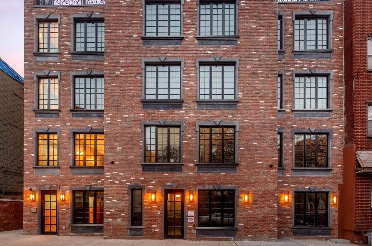 4549 Newell St, Brooklyn, NY 11222 Apartments in Brooklyn, NY