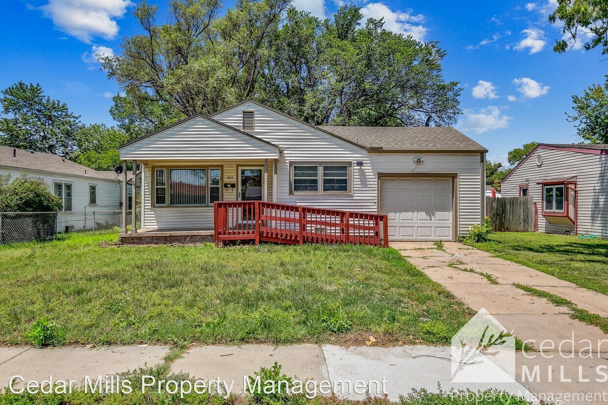 Primary Photo - 3 br, 1 bath House - 3157 S Elizabeth