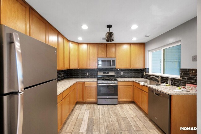 Foto del edificio - Spacious 3BR House in Denver