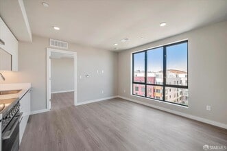 Building Photo - 1603 15th St
