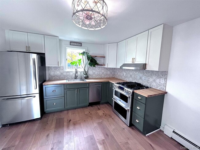 Foto del edificio - 73A E Railroad Ave