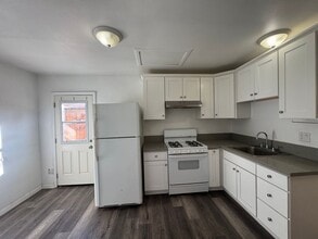 Building Photo - 2903 Foss Ave