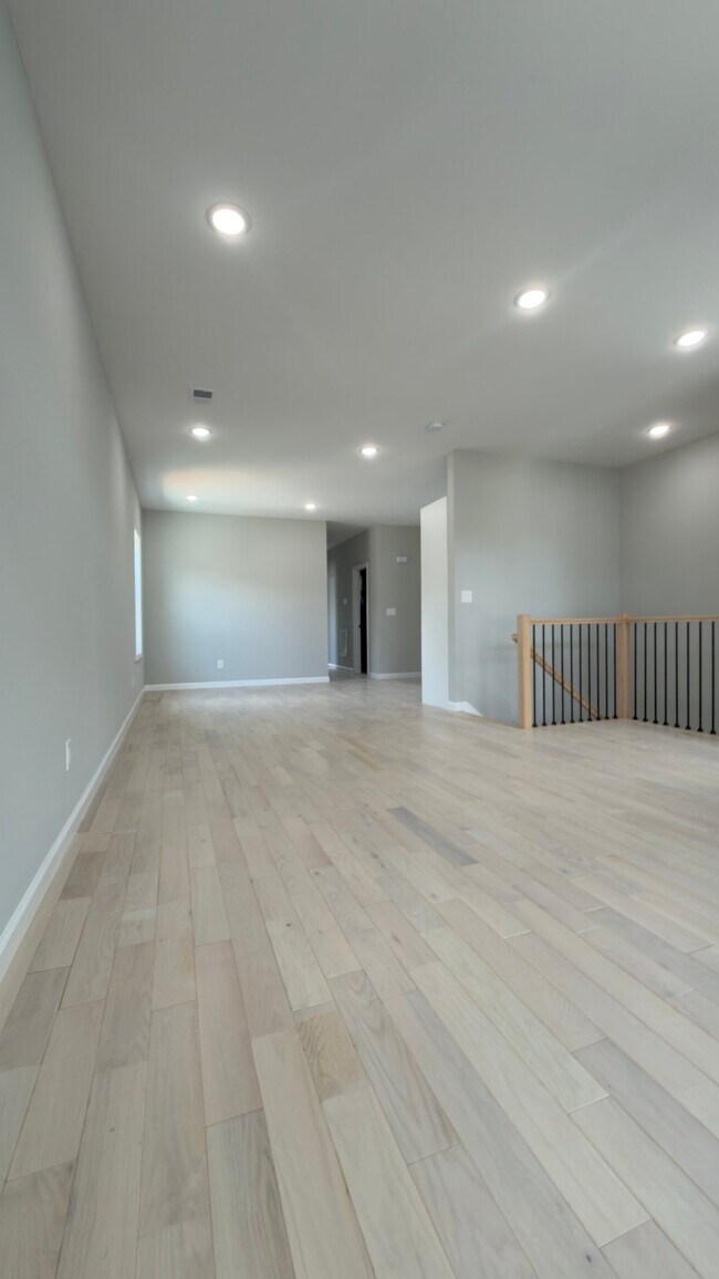 Foto del edificio - 565 E 24th St