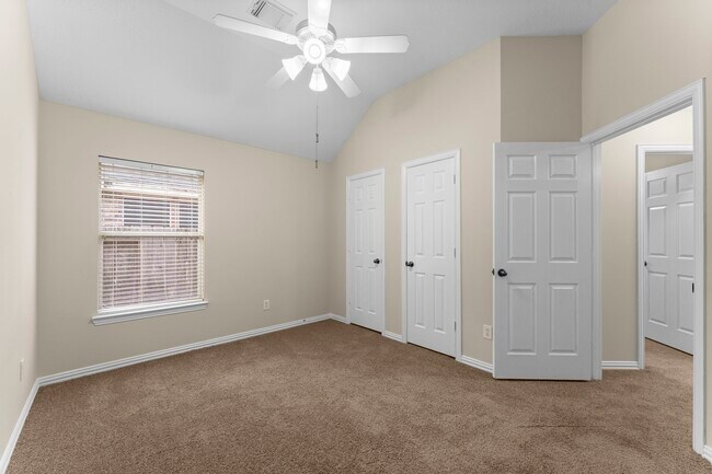 Foto del edificio - 31323 Trinity Park Ln