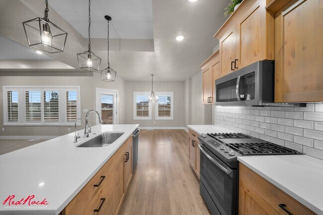 Foto del edificio - Modern 5 Bedroom Home in Cedar City!