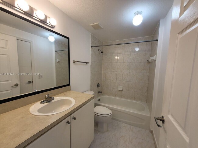 Foto del edificio - 119 SW 6th Ave