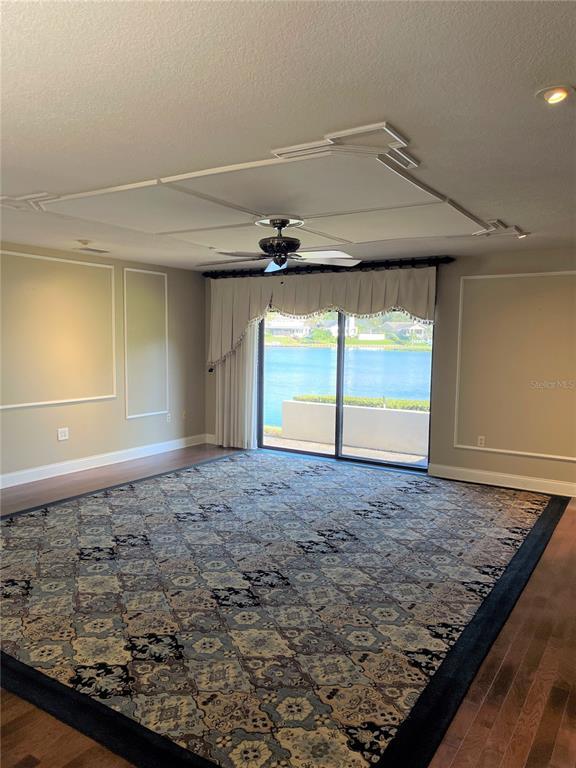 Foto del edificio - 1007 Rolling Woods Ln