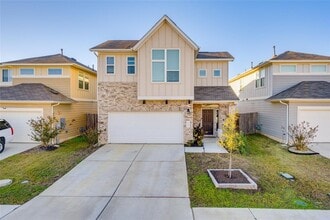 Building Photo - 10800 Harwood Overlook Pass