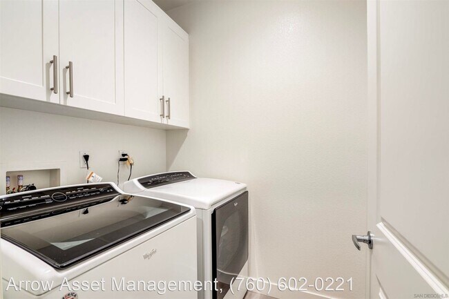 Building Photo - 3 br, 2.5 bath House - 1282 Via Fanal