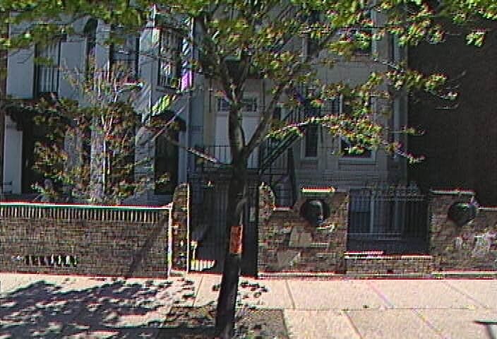 Building Photo - 1945 N Lincoln Ave