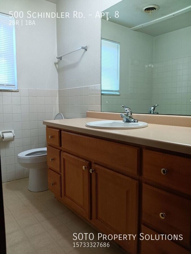 Building Photo - 2 BD / 1 BA