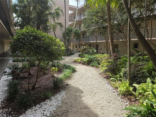 Foto del edificio - 13020 SW 92nd Ave