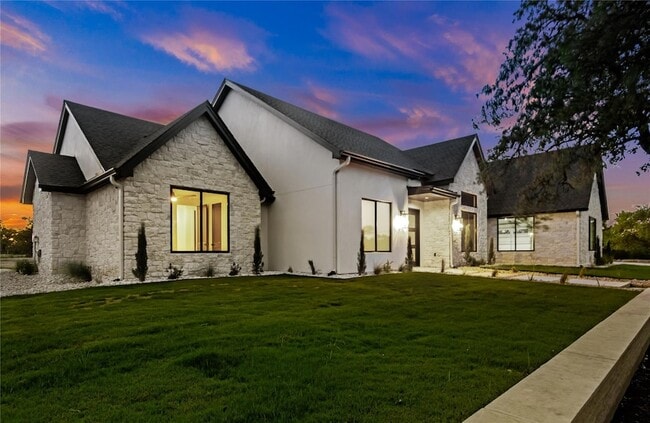 Building Photo - 208 Stonegate Ln