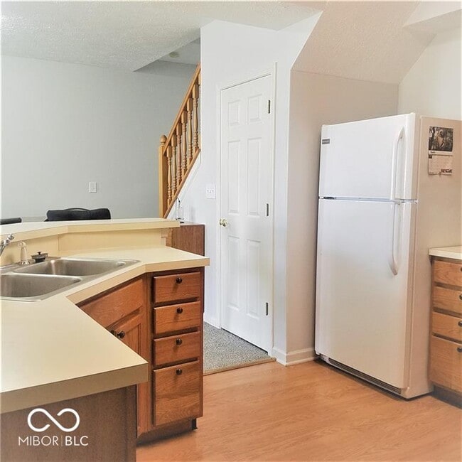 Building Photo - 11437 Enclave Blvd