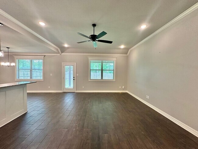 Foto del edificio - Almost Ready! Gorgeous 3 Bedroom 2 Bath in Nolan Farms Community in Winona!