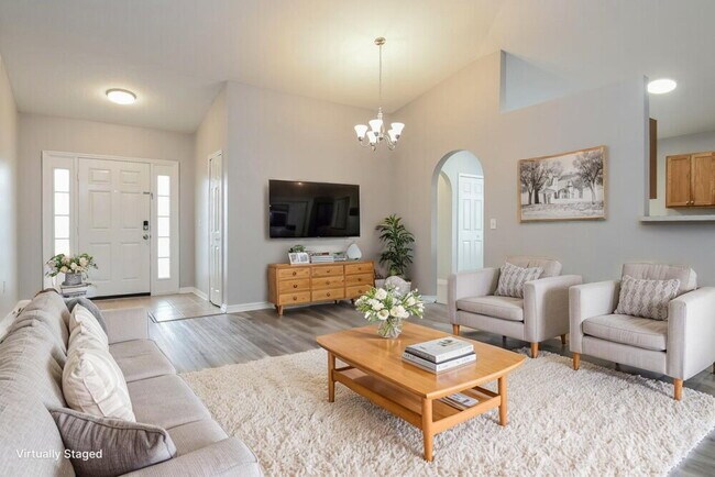 Foto del edificio - 2406 Foxhollow Rd