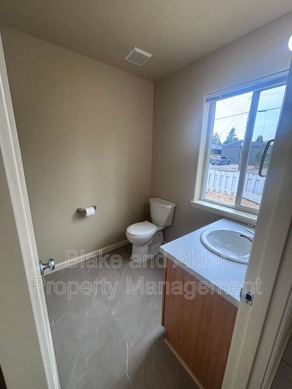 Foto del edificio - 7012 SE 72nd Ave