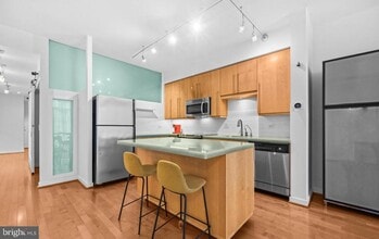 Building Photo - 437 New York Ave NW