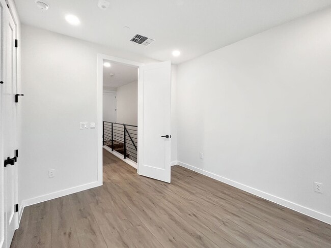 Building Photo - Resort-Style Living at Dovetail | 2 Bed / 2 Bath | Gated Entry