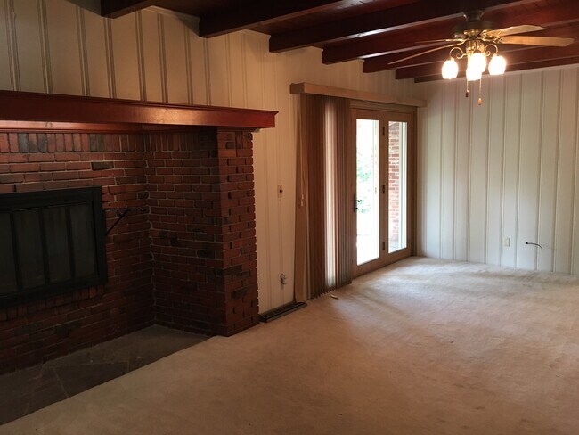 Cozy family room with fireplace - 151 S Bonnie Brae St