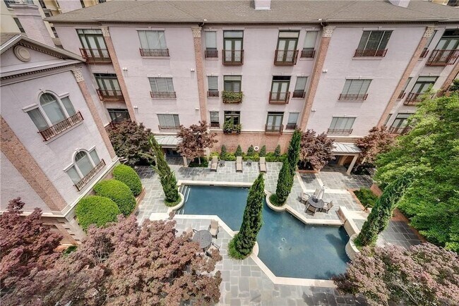 Foto del edificio - 2885 Woodside St