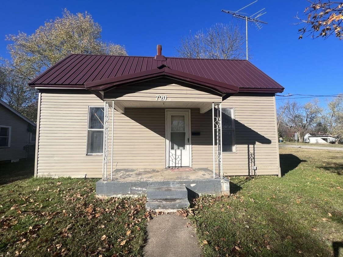 Primary Photo - COMING SOON: Cute 2 Bedroom/ 2 bathroom ho...