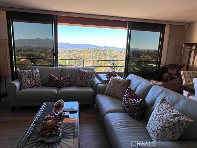 Foto del edificio - 24055 Paseo Del Lago