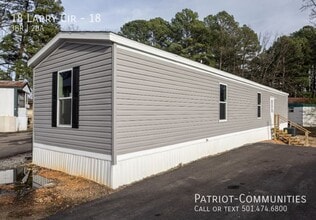Building Photo - 18 Larry Cir