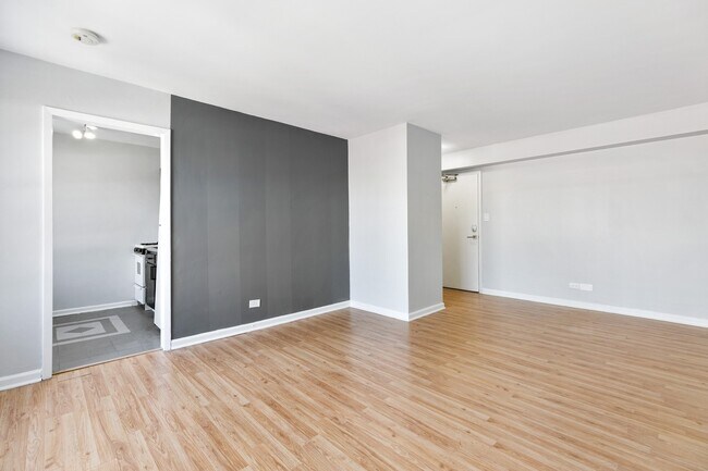 Foto del edificio - 5858 N Sheridan Rd