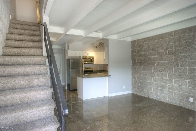 Foto del edificio - 1917 E Broadway Rd