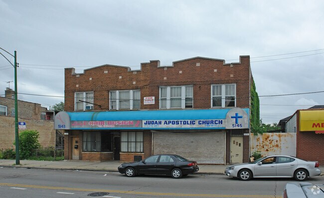 Building Photo - 5143 W Division St