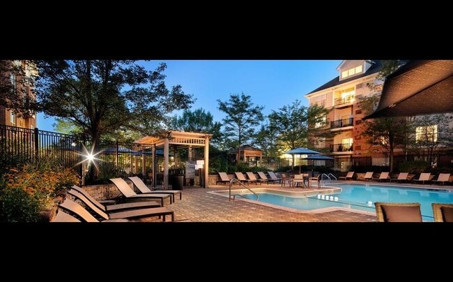 Foto del edificio - 100 Needham St