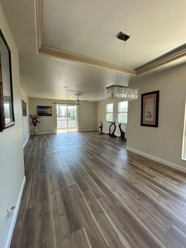 Building Photo - 7175 Vista Ridge Dr