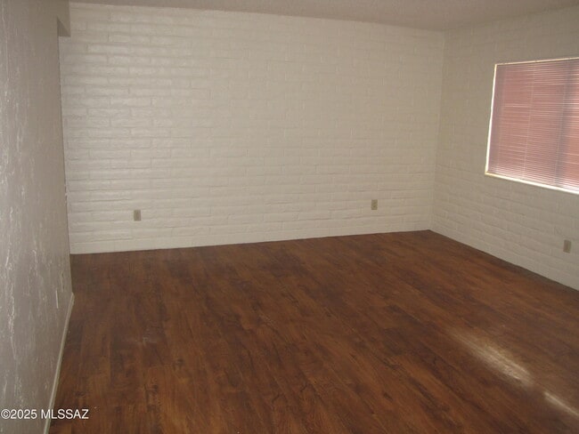 Foto del edificio - 6731 E Escalante Rd