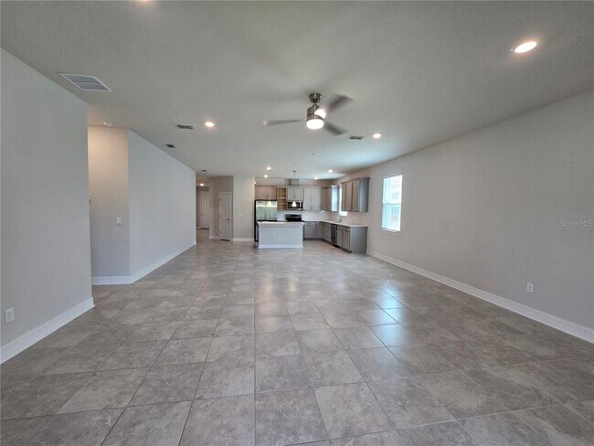 Foto del edificio - 2136 Live Oak Lake Rd