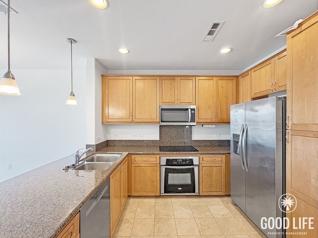 Building Photo - Charming 1BD/1BA Condo in Carmel Valley with Walk-In Closet, Balcony & In-Unit Laundry
