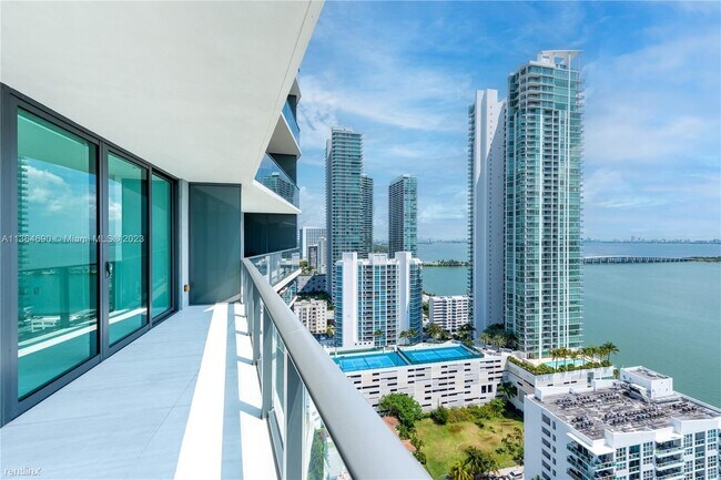 Foto del edificio - 2 br, 2 bath Condo - 460 NE 28th St Specta...