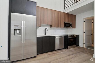 Building Photo - 808 N 3rd St