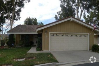 Primary Photo - 449 Cresthill Dr