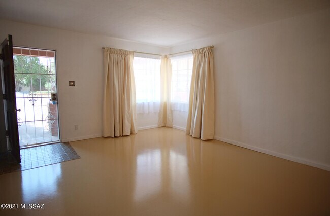 Foto del edificio - 4917 E Timrod St