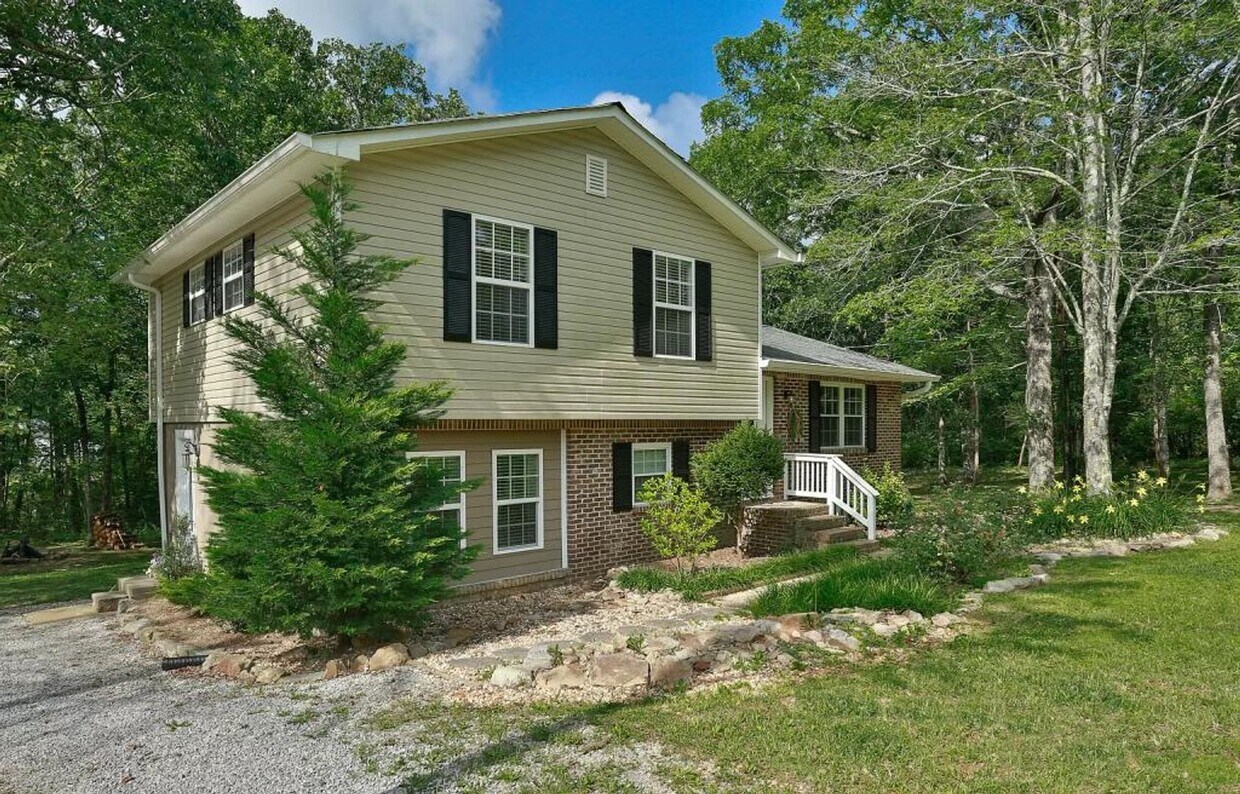 Photo - 7206 Sawyer Pike, Signal Mountain TN 37377-1636