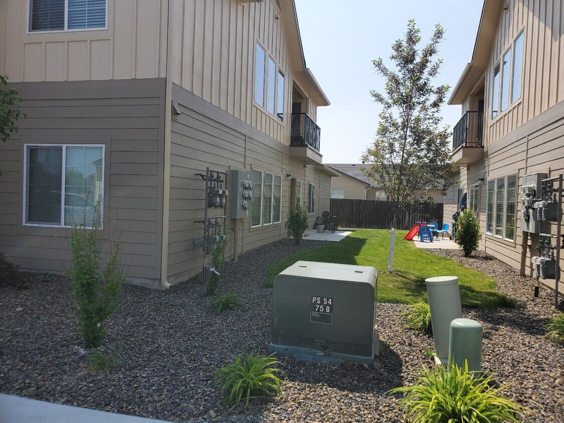 Foto principal - 4815 Continental Ln