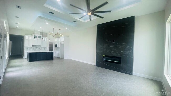 Foto del edificio - 8114 N 25th Ln