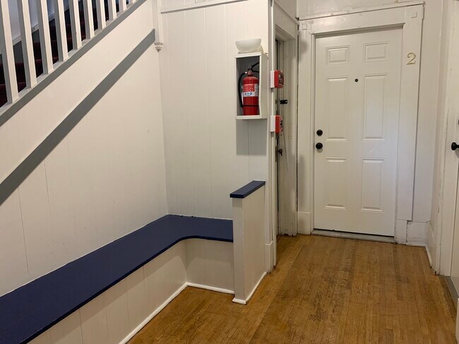 Foto del edificio - 1311 West 9th Avenue, Unit 2