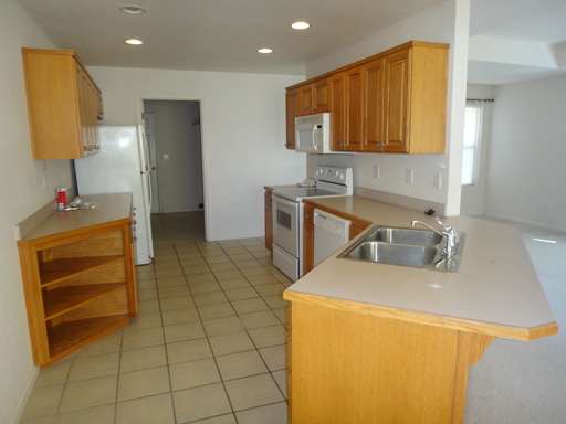 Building Photo - 4813 NW Astor Park Dr