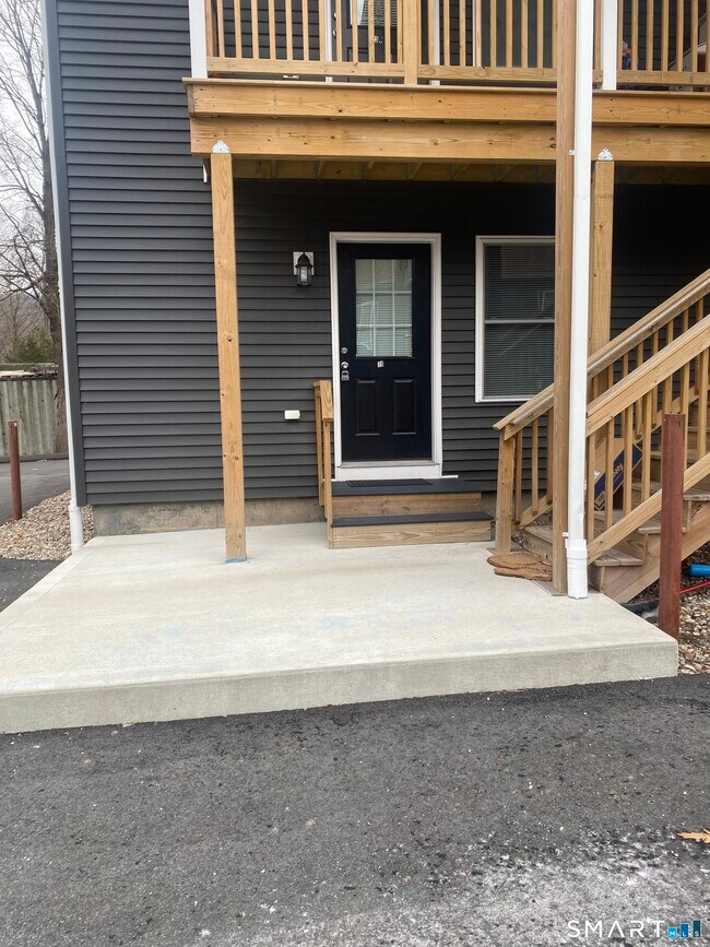 Building Photo - 19 Railroad Ave